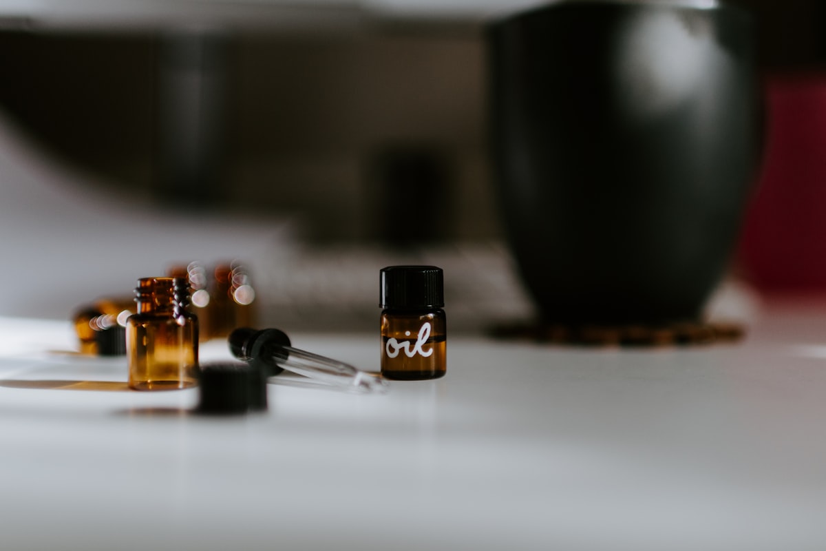 What is a Tincture: A Beginner Guide to Taking Herbal Tinctures